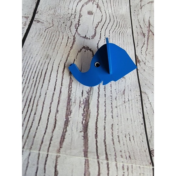 Lego Parts Vintage Elephant And Camel Head With Eyes - Picture 2 of 4